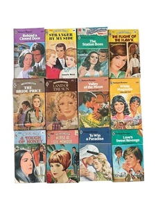 Lot Of 12 VTG Harlequin Romance Softcover Paperback Books, Various Authors 70s - Bild 1 von 2