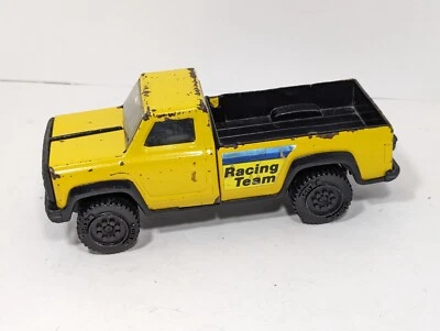 Caminhão de brinquedo vintage Tonka Racing Team amarelo picape aço fundido - Imagem 1 de 4