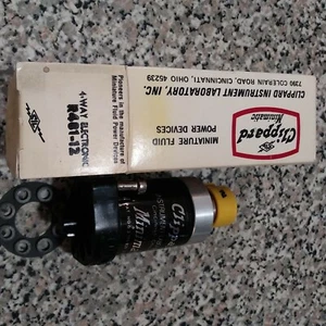 3 Clippard R481-12 4-Way Electronic Valve - Foto 1 di 2