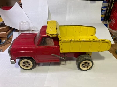 Camión de volteo Tonka de acero prensado de colección camión de juguete de construcción #13190 Foto 1 de 4