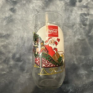 Vintage  Coca Cola Santa Christmas Glass  McCrory stores  Coca cola Classic - Picture 1 of 4