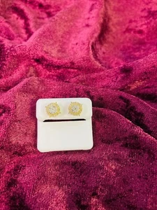 10KT Gold 0.85 CTW Diamond Round baguette Mens Womens Earrings - Picture 1 of 3