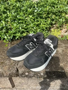 Scarpe da ginnastica New Balance 574 donna platform nere taglia 38 US 7,5 - Foto 1 di 6