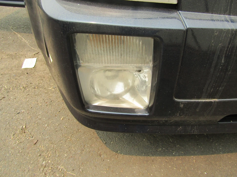 LÁMPARA DELANTERA ANTINIEBLA/DE CONDUCCIÓN CADILLAC SRX derecha 04 05 06 07 08 09 Foto 1 de 1