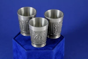 drei edle nostalgische Zinn Becher mit Gravur ‚Rein Zinn‘ ( mit Engelsymbol ) - Bild 1 von 7
