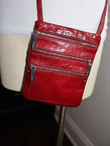 Weinrot Leder Hobo Handtasche Multi Reißverschluss Umhängetasche verstellbar 8" x 6" - Bild 1 von 6