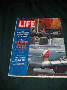 Life Magazine November 20, 1964 New Russian Missiles on Parade Moscow Tough - Picture 1 of 1