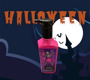 Bath & Body Works Cleansing Gel Hand Soap GHOUL FRIEND Ghost Halloween Berries - Picture 1 of 8