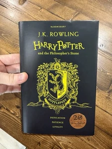 Harry Potter and the Philosopher's Stone - Hufflepuff Edition by J. K. Rowling - Picture 1 of 3
