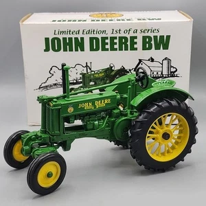 John Deere Tractor NW 2003 Texas FFA Association Limited Edition 1st #29391P - Picture 1 of 24