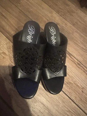 Nuevas cuñas Brighton para dama talla 9,5 Foto 1 de 4