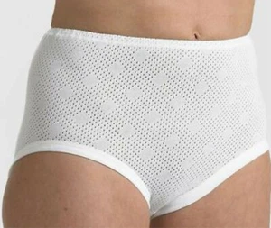 Ladies Eyelet Cuff Leg Brief, Packs of 3 pairs - Picture 1 of 1