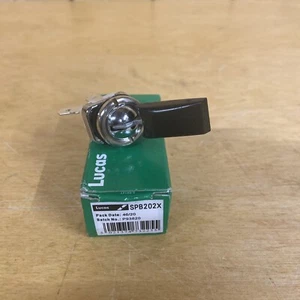 Lucas SPB202X C15759 On/off Windscreen Washer Toggle Flick Switch Jaguar Daiml - Picture 1 of 4