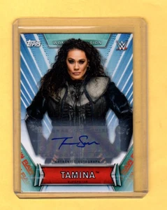 TAMINA  045/199  Heroes Of Wrestling   Parallel AUTOGRAPH - Picture 1 of 2