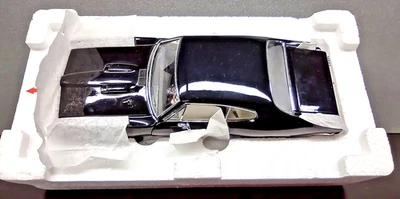 DANBURY MINT BLACK 1968 PONTIAC GTO 2DR COUPE LIMITED EDITION 1:24 DIE CAST - Image 1 of 4