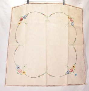 Vintage White Cream Linen Tablecloth Pretty Hand Embroidery Flower Design 32" - Picture 1 of 6