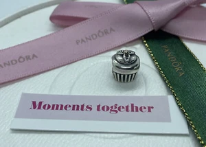 Pandora Cupcake Cake Gold Silver Two Tone Charm 790417 Retired Authentic Ale - Foto 1 di 8