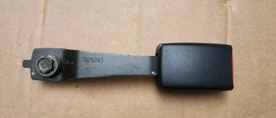 2005 Subaru Impreza RS WRX STI Front Passenger Right Seatbelt Buckle OEM - Image 1 of 3