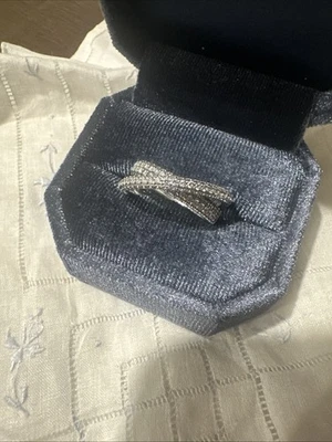 Anillo Pandora Plata Esterlina Pavé Cruzado Doble Banda Talla 8 Foto 1 de 4