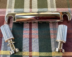 Genuine Original Gibson USA Lightweight Aluminum Tune-O-Matic Tailpiece,API - Picture 1 of 3