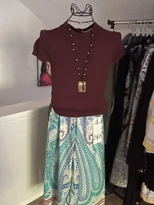 Zara Womens Cropped Short Sleeve Sweater Burgundy XS Buttoned on The Back - Picture 1 of 9