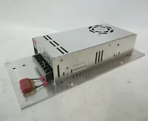 Fuente de alimentación Mean Well 40 amperios 5 VDC SP-200-5 - Imagen 1 de 4