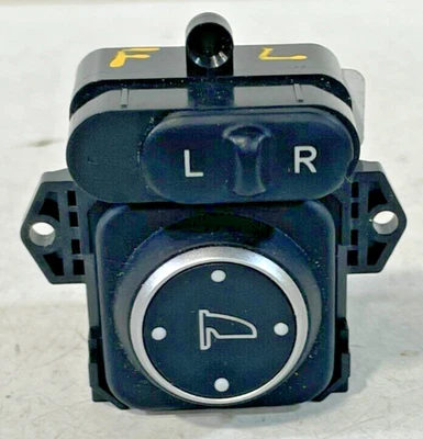 2018-2022 HONDA ACCORD FRONT LEFT DOOR MIRROR ADJUSTMENT CONTROL SWITCH # 93166 - Image 1 of 4