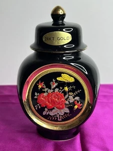 Vintage Elegant Art of CHOKIN Japanese Jar 24K Gold Edged Armament of Samurai - Picture 1 of 6