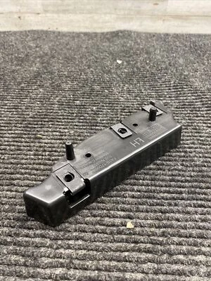 Parachoques delantero izquierdo Lincoln FORD OEM 16-18 MKX - Soporte exterior FA1Z-17C947-B Foto 1 de 4