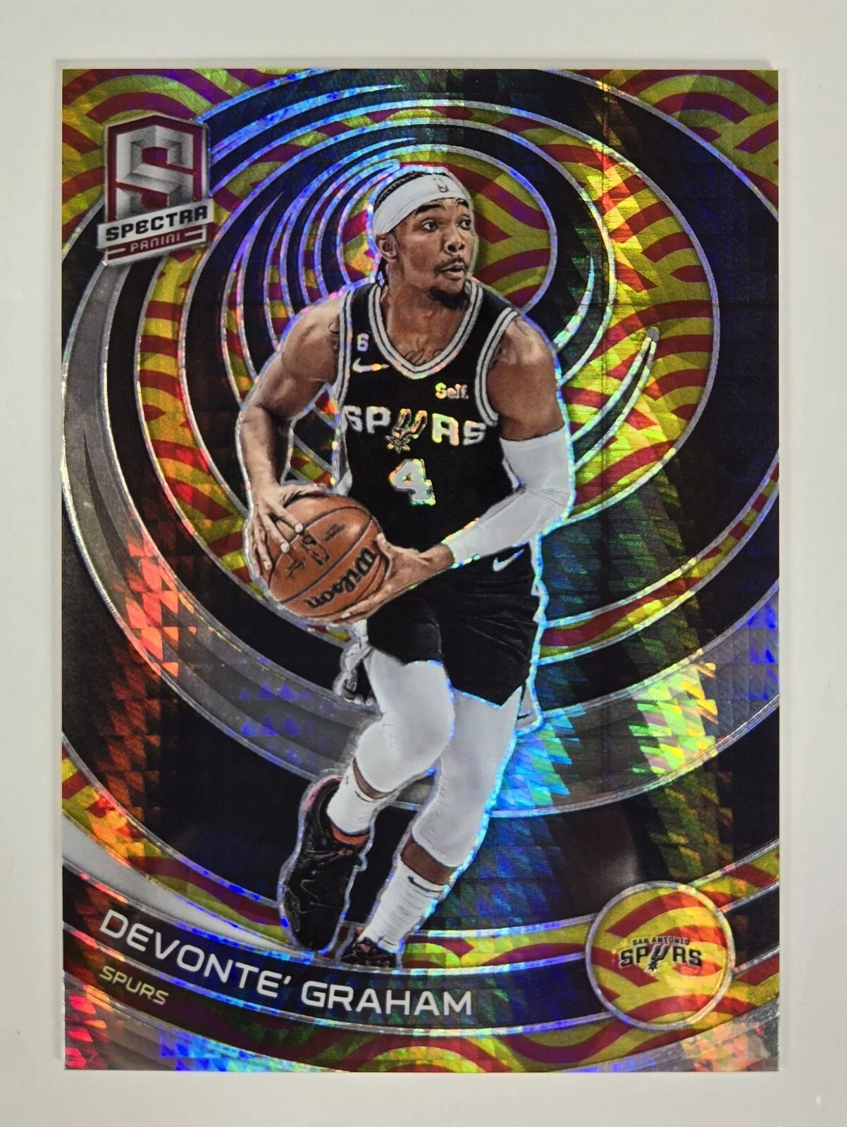 2022-23 Panini Spectra Asia Red & Yellow Prizm #125 Devonte Graham - /75