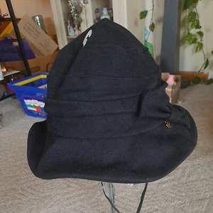 Women's Black With Bow Hat- from Comhat -New / Large NWT - Picture 1 of 5