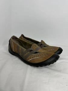 Clarks PRIV Shoes Women Size 6.5 Flats Brown Leather Slip On - Picture 1 of 12