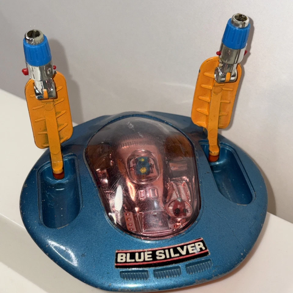 Nave espacial de juguete Shinsei UFO Commander 7 "Blue Silver" de colección. Foto 1 de 4