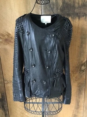 Chaqueta de motociclista 3.1 Phillip Lim de cuero negra con volantes tachonados talla 4 Foto 1 de 4