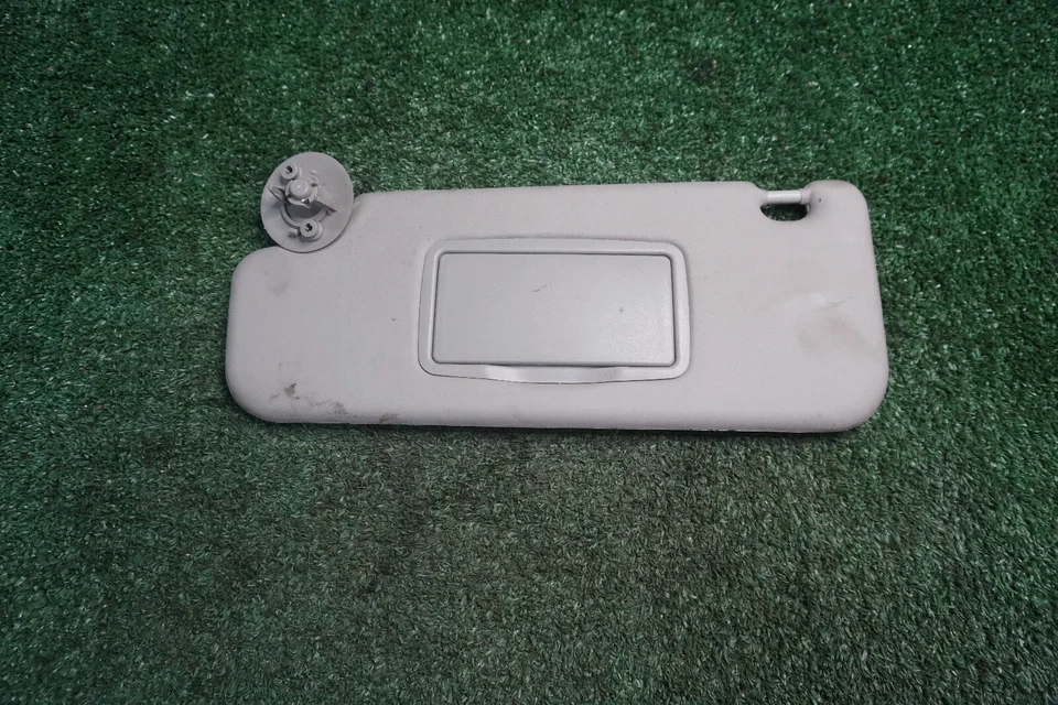 Chevrolet Sonic 2012 2013 2014 lado del conductor parasol OEM 1 pieza 1902132 Foto 1 de 3