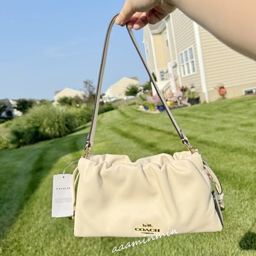 Borsa a tracolla Coach Faye nuova con etichette con sfregamento CV529