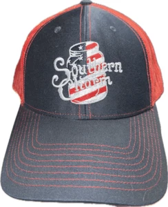 Southern Charm Moonshine Rojo Blanco Azul Malla Camionero Gorra Ajustable SnapBack - Imagen 1 de 6