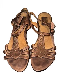 Sandalias Clark’s Active Air Bronce Cuero Tachonado Punta Abierta Mujer’s 10 N Comodidad - Imagen 1 de 15