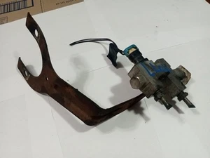 Silverado Tahoe 2003 2004 2005 válvula dosificadora de frenos OEM sin ABS - Imagen 1 de 10