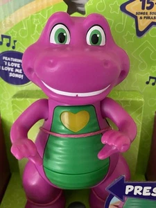 BARNEY'S WORLD Heart Hands Barney 6" Figure Music & Lights 2025 Ages 2+ NEW - Picture 1 of 9