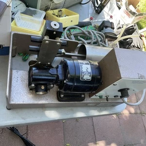 Respiration Pump Harvard Apparatus Model Number 607 - Picture 1 of 15