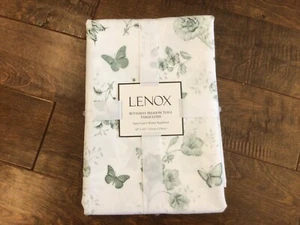 Lenox Butterfly Meadow Toile Green & White Tablecloth 60 x 102 Rectangular New - Picture 1 of 2