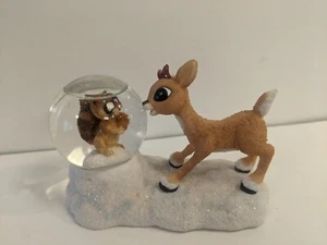 Enesco Rudolph Island Misfit Toys 725137 Clarice Looking At Raccoon Water Globe - Picture 1 of 5