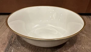 Lenox Mansfield Presidential Collection Vegetable Serving Bowl 9 1/2" Gold Trim - Picture 1 of 7