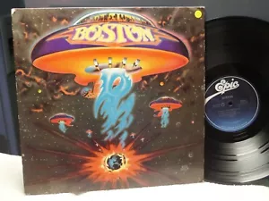 BOSTON 'self title' '76 / epic / nm - Picture 1 of 2