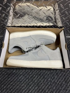Nike Air Force 1 Low '07 LV8 Light Smoke Gold Pale Ivory FZ5222-001 Uomo Taglia 9 - Foto 1 di 10