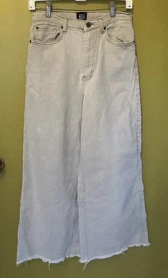 BDG Size 28 Womens Blue Light Wash 100% Cotton High Rise Wide Leg Jeans 013 - Image 1 of 3
