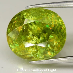 💎 5.61ct Oval Natural Yellowish Green Sphene - Amazing Luster Madagascar - Picture 1 of 5