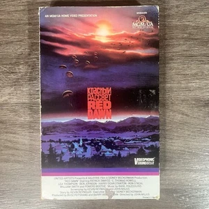 RED DAWN (1984) VHS BIG BOX | Patrick Swayze Charlie Sheen Lea Thompson MGM VGC - Picture 1 of 6