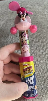 Disney Minnie Mouse y Minnie Roadster Racers Estuche de Caramelos Ventilador Helicóptero Probado Foto 1 de 4